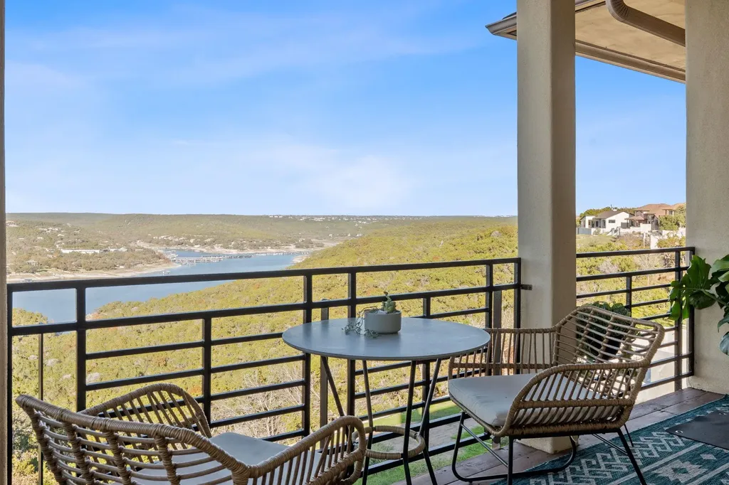 13902 Panorama Drive Austin TX 78732