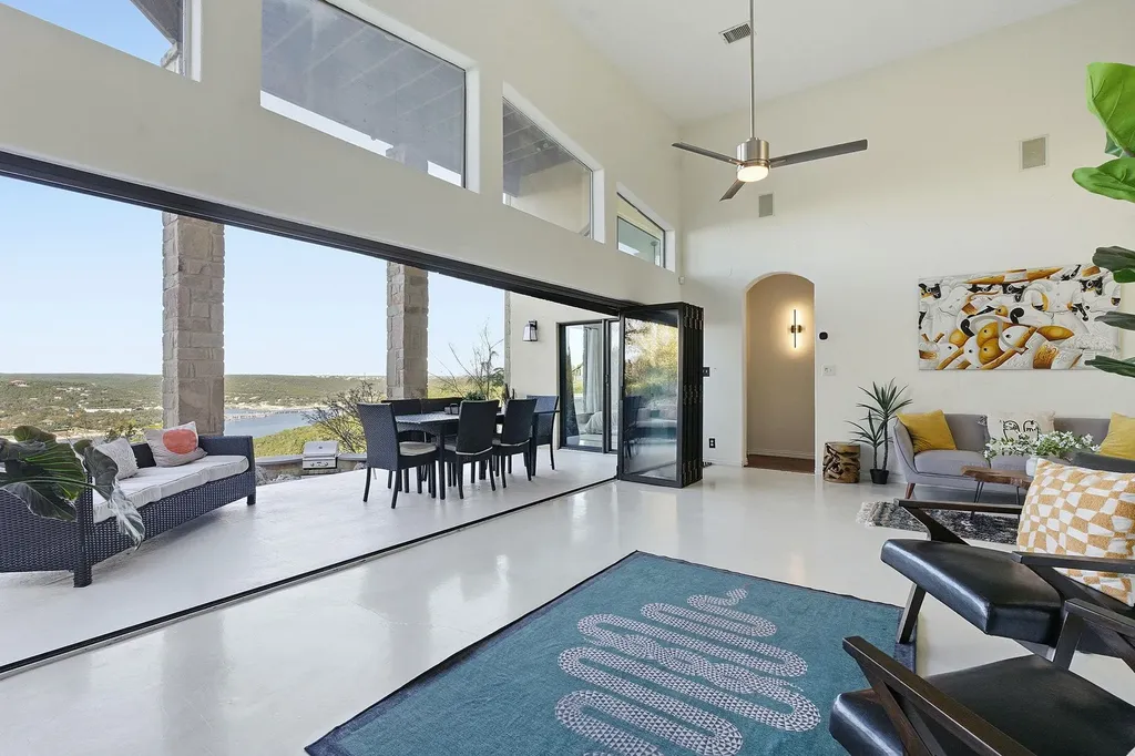 13902 Panorama Drive Austin TX 78732