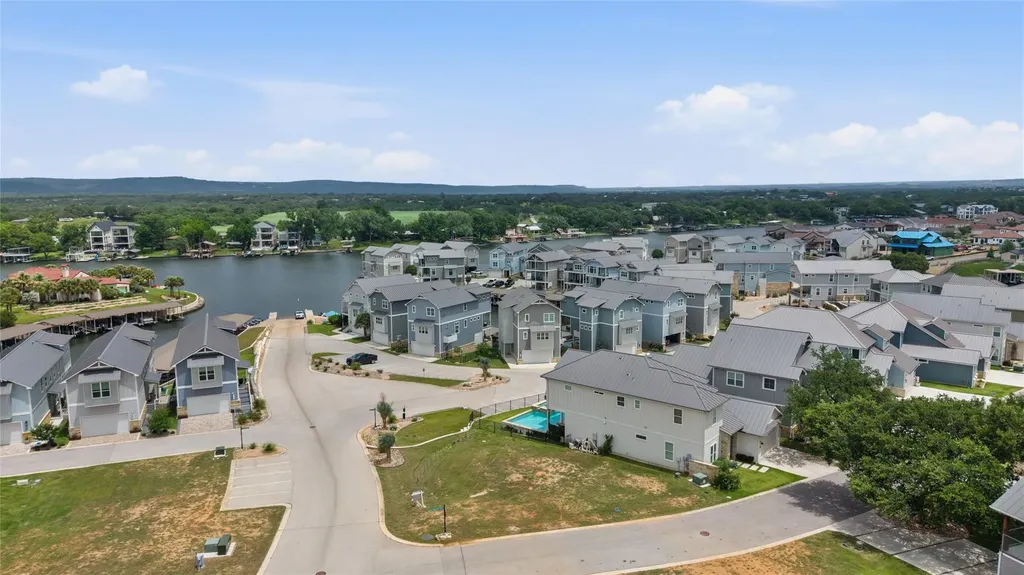 104 Village View Drive Kingsland TX 78639