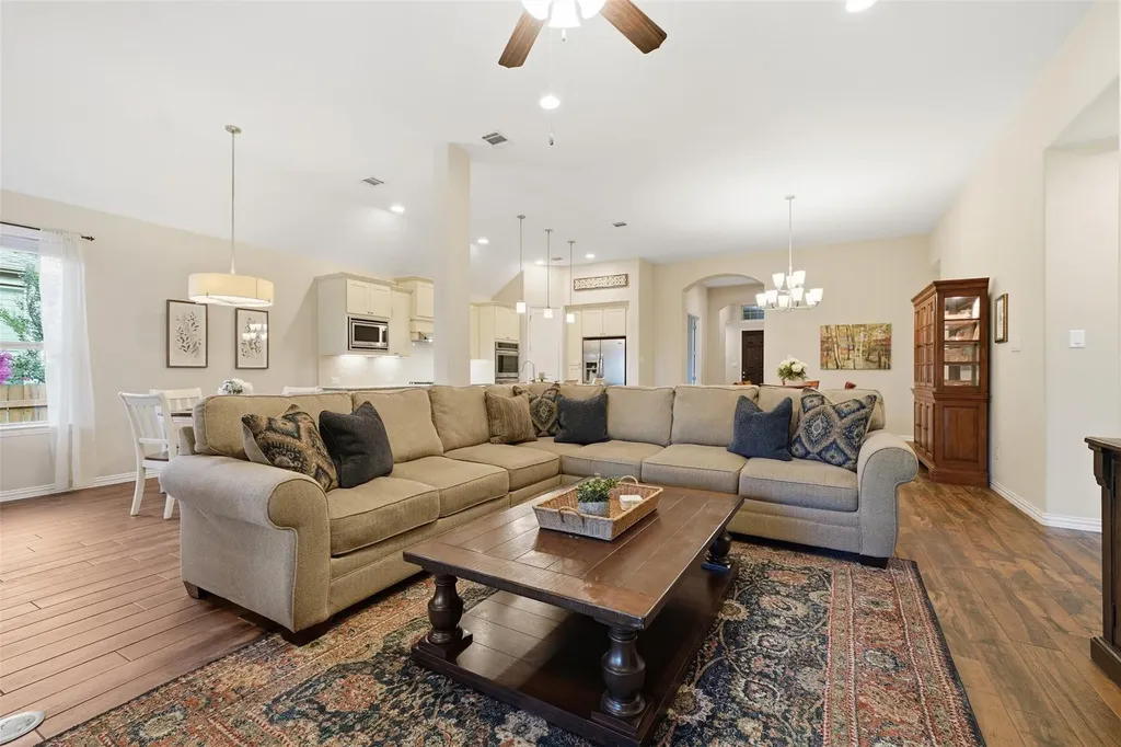 2309 Belen Drive Leander TX 78641