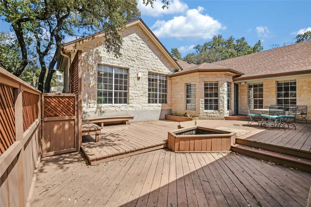 6407 Johanne Court Austin TX 78750