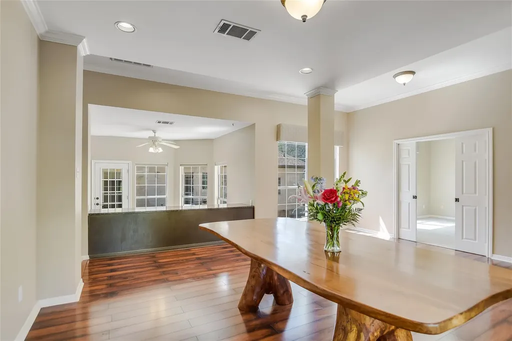 6407 Johanne Court Austin TX 78750