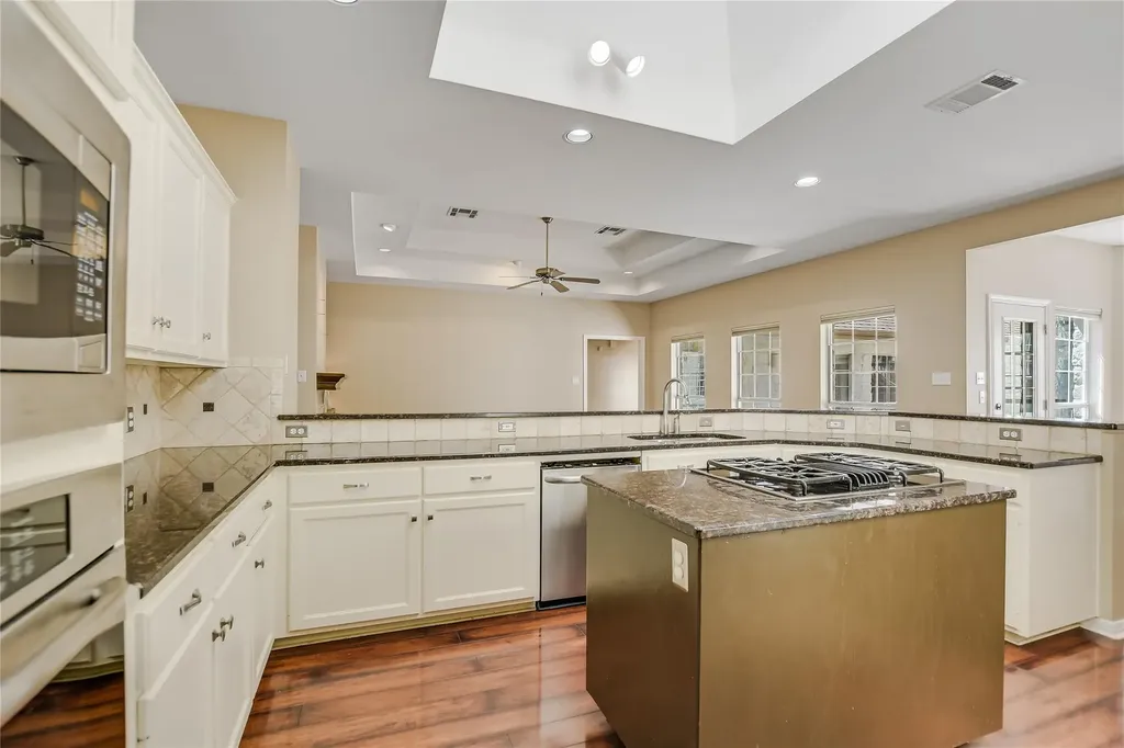 6407 Johanne Court Austin TX 78750
