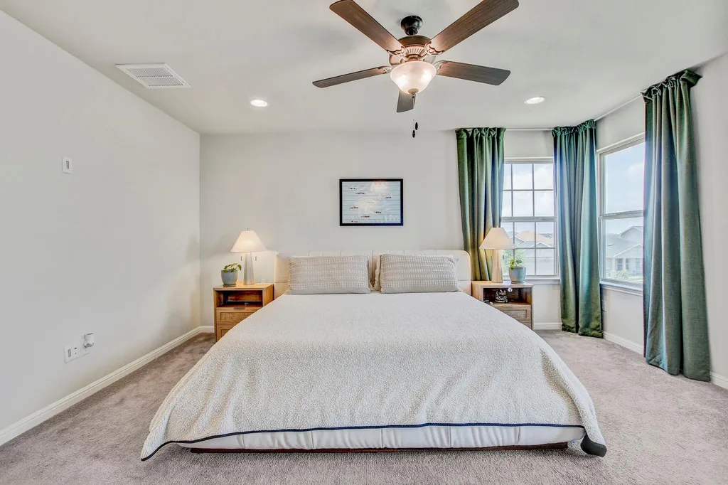 12413 Ostrich Trail Manor TX 78653