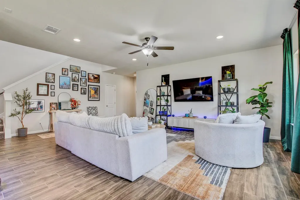 12413 Ostrich Trail Manor TX 78653