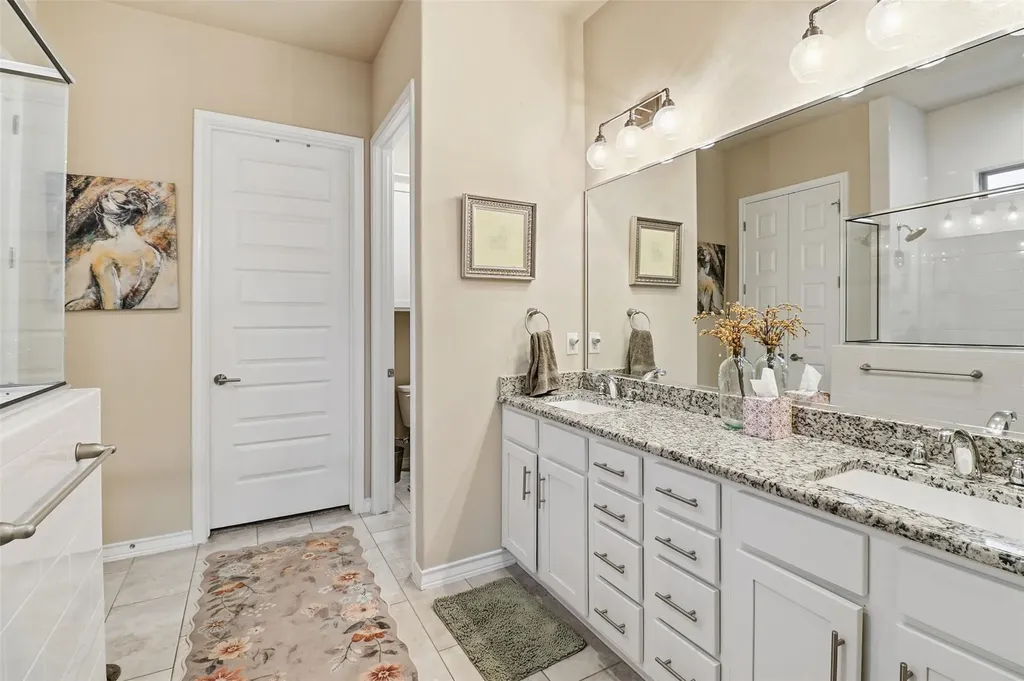 103 Kings Way Horseshoe Bay TX 78657