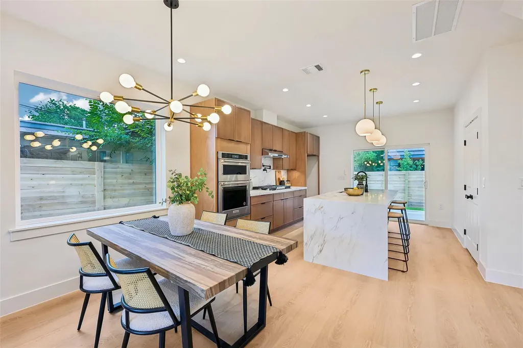 513 W Odell Street Austin TX 78752