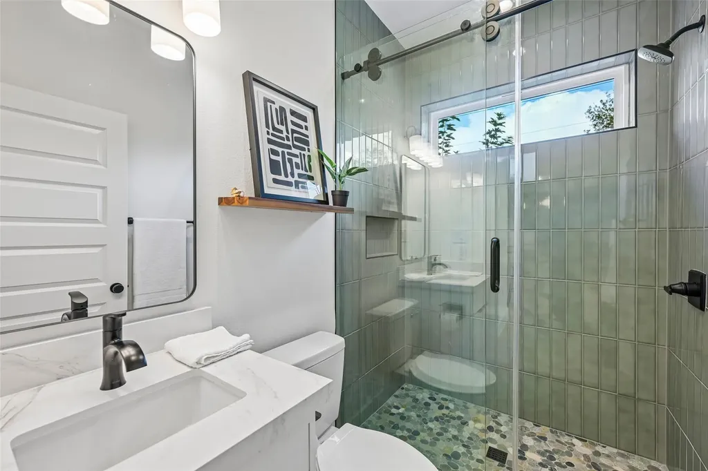 513 W Odell Street Austin TX 78752