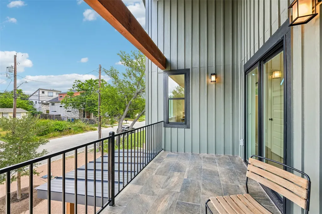 513 W Odell Street Austin TX 78752