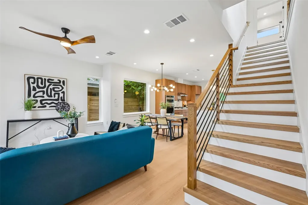 513 W Odell Street Austin TX 78752