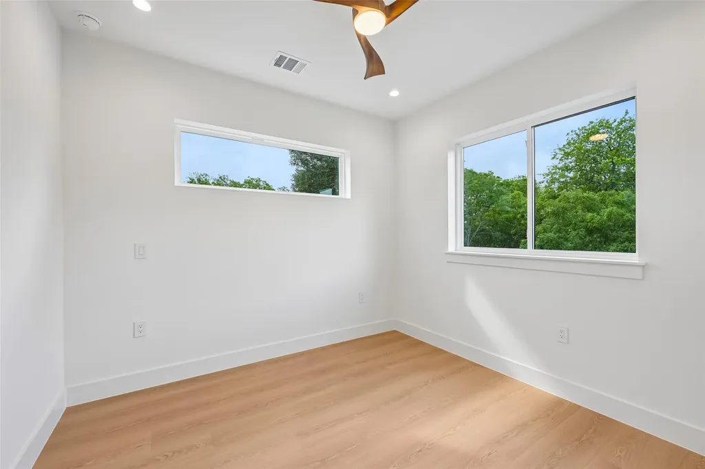 513 W Odell Street Austin TX 78752