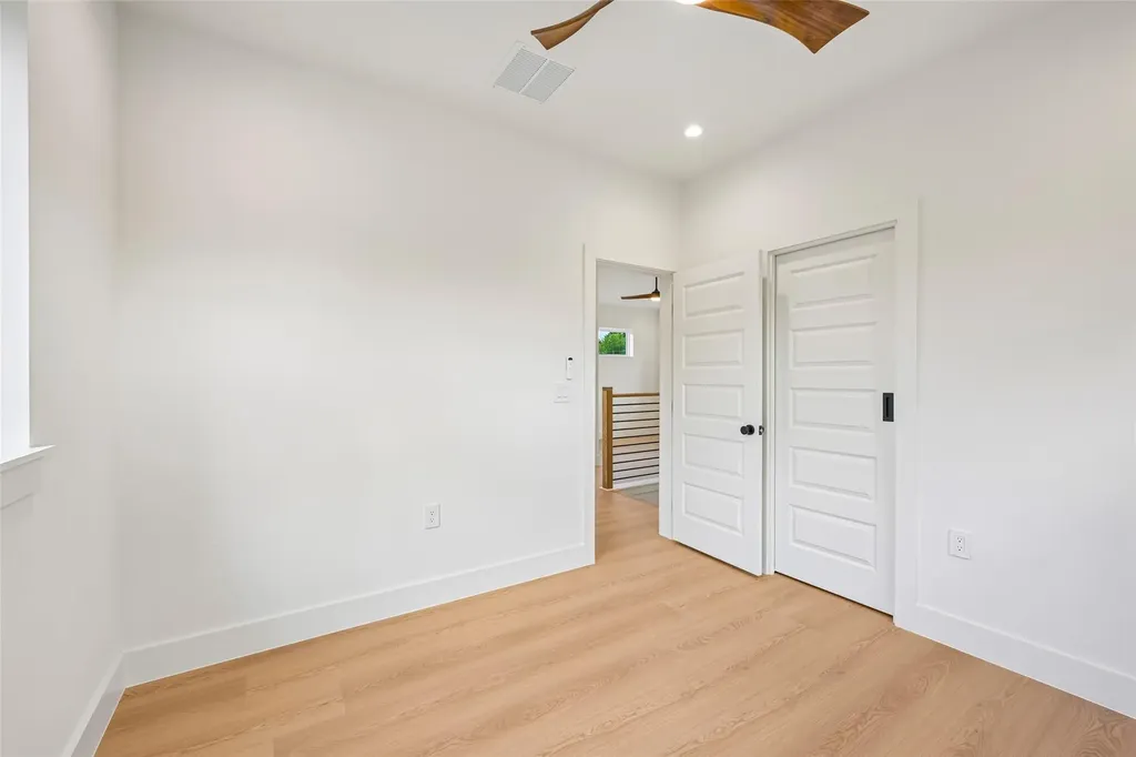 513 W Odell Street Austin TX 78752