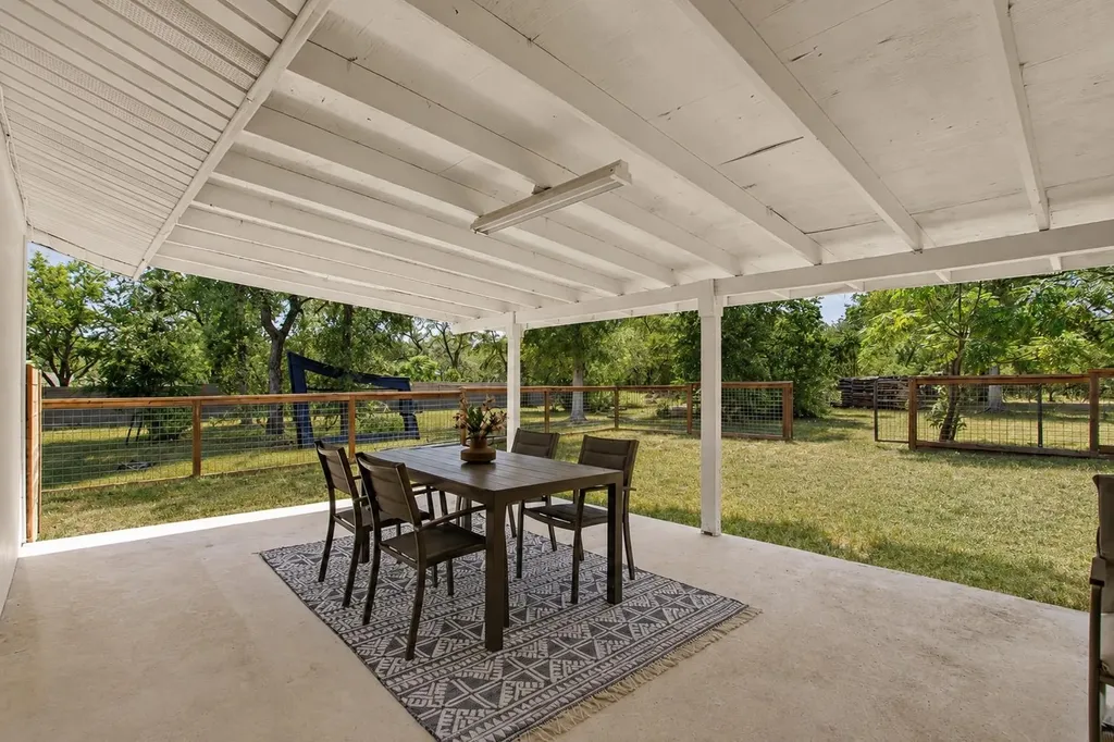 9110 Chisholm Lane Austin TX 78748