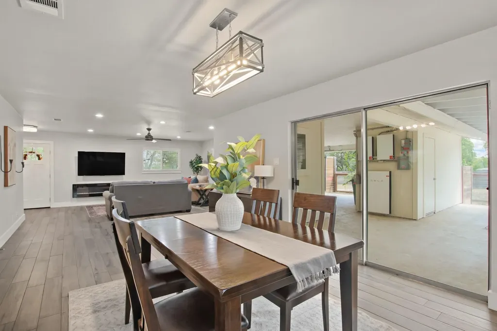 9110 Chisholm Lane Austin TX 78748