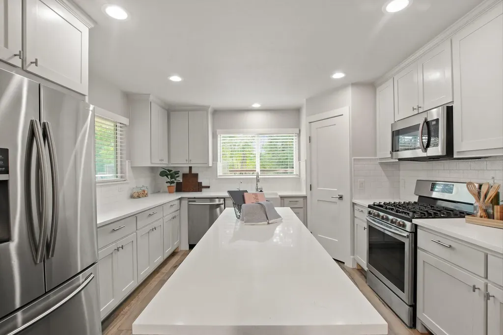 9110 Chisholm Lane Austin TX 78748