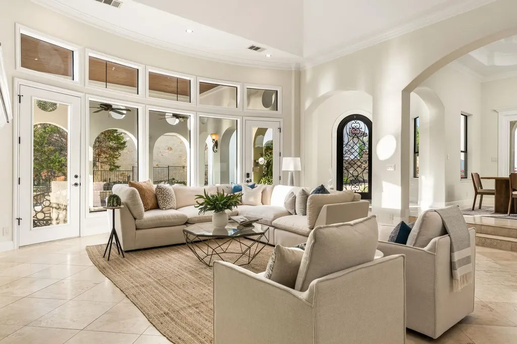 2121 Sea Eagle View Austin TX 78738