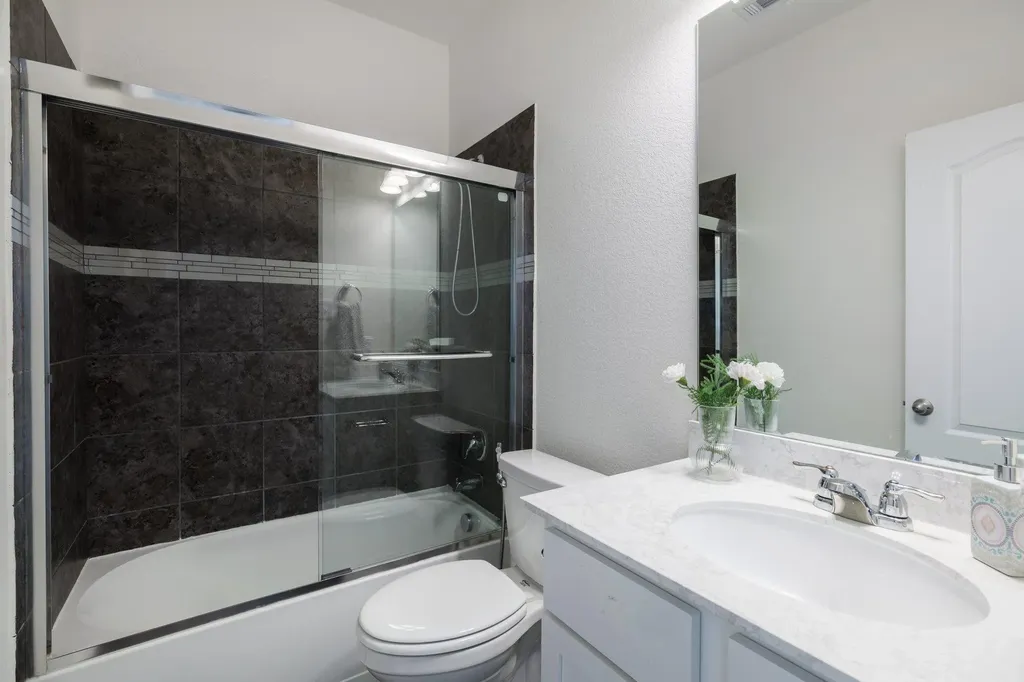 2328 Clear Pond View Leander TX 78641