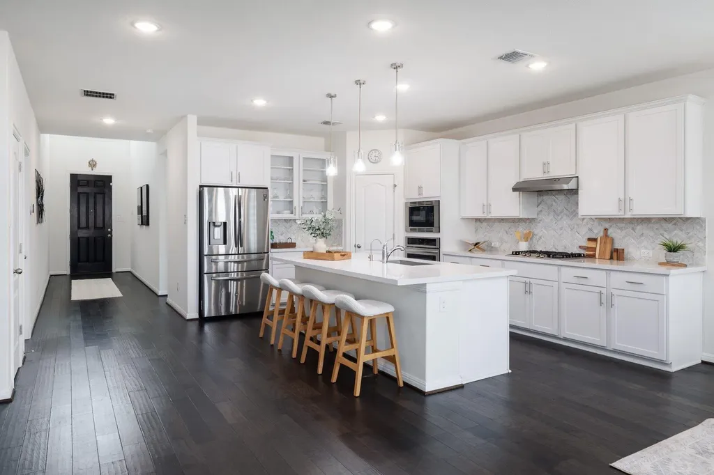 2328 Clear Pond View Leander TX 78641