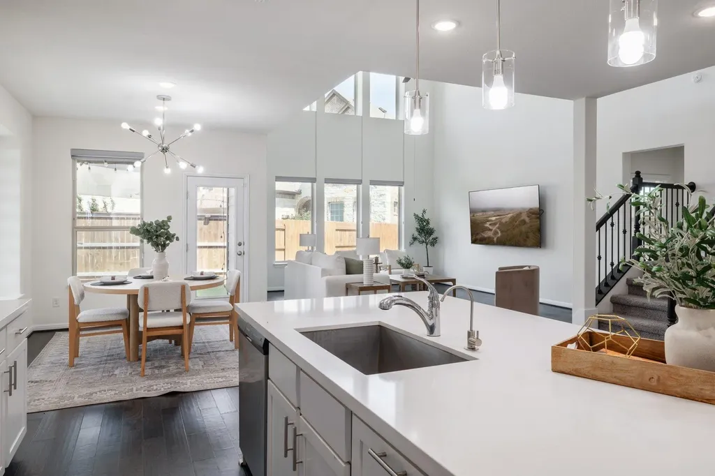 2328 Clear Pond View Leander TX 78641