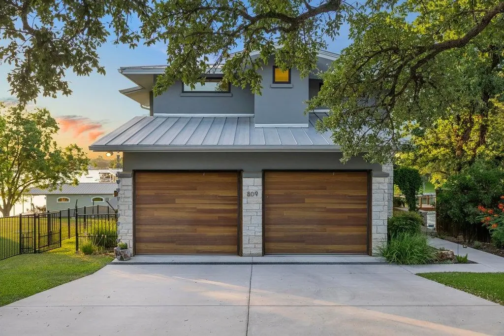 809 N Shorewood Drive Granite Shoals TX 78654