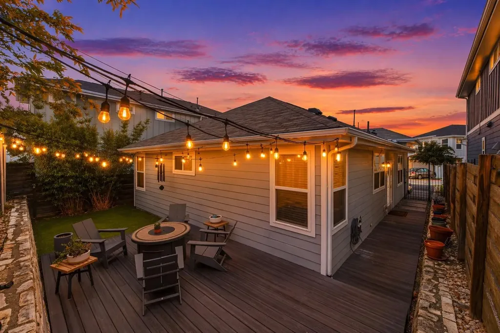 2100 Hermia Street Austin TX 78741