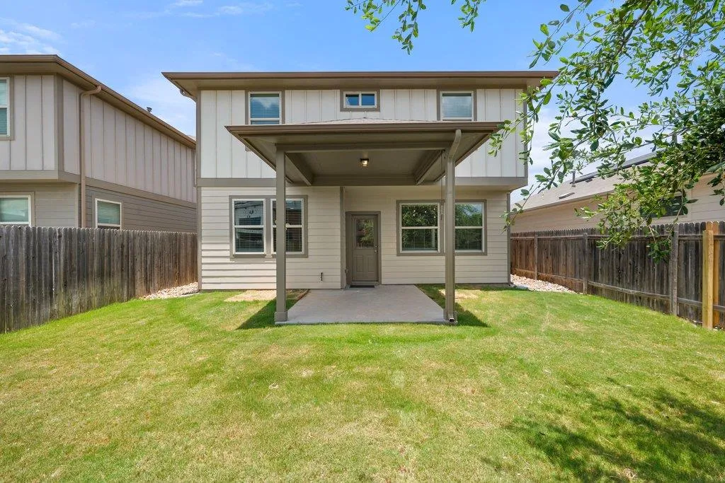 1209 Falconer Way Austin TX 78748
