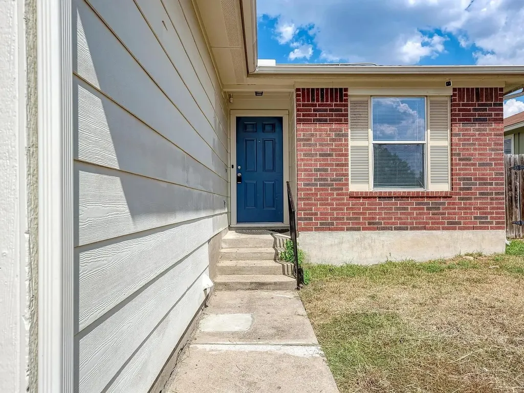 14910 Mossycup Lane Austin TX 78724