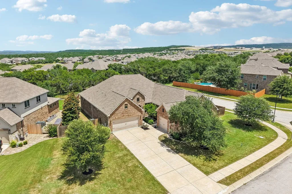 7420 Turnback Ledge Trail Lago Vista TX 78645