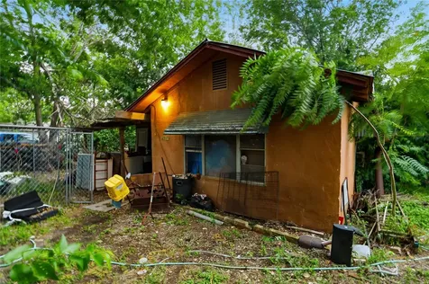 2811 Locust Street Kerrville TX 78028