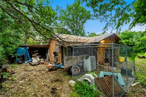 2811 Locust Street Kerrville TX 78028