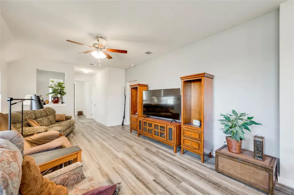 148 Gidran Trail Georgetown TX 78626
