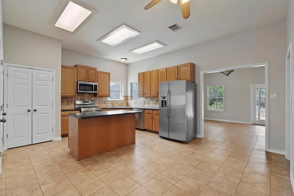25600 Ronald W Reagan Boulevard Georgetown TX 78633