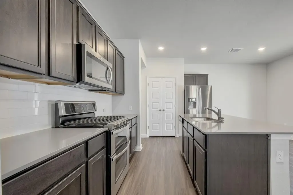 7800 Moody Bend Austin TX 78744
