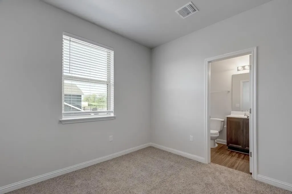 7800 Moody Bend Austin TX 78744