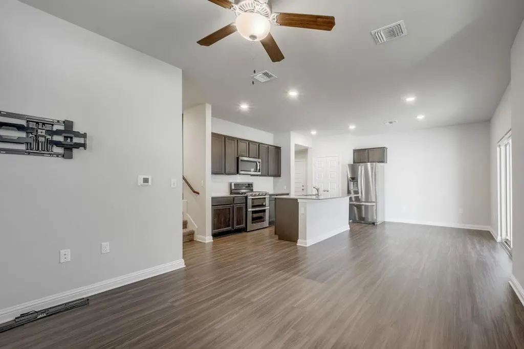 7800 Moody Bend Austin TX 78744