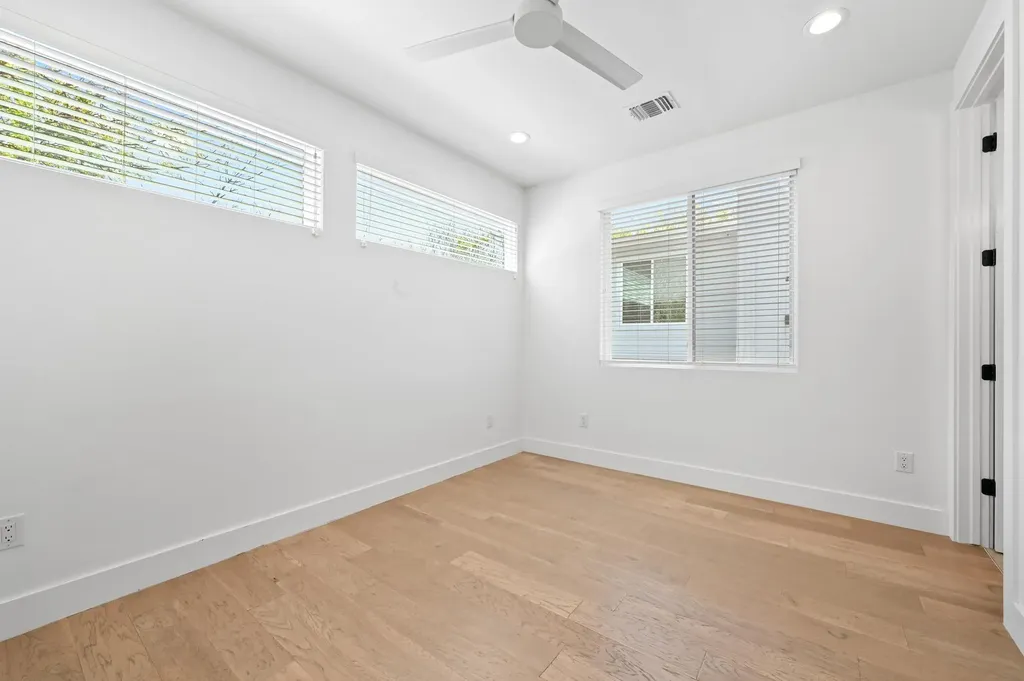 5413 Blue Bird Lane Austin TX 78745