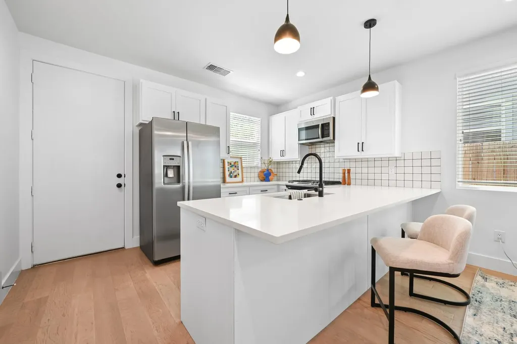5413 Blue Bird Lane Austin TX 78745