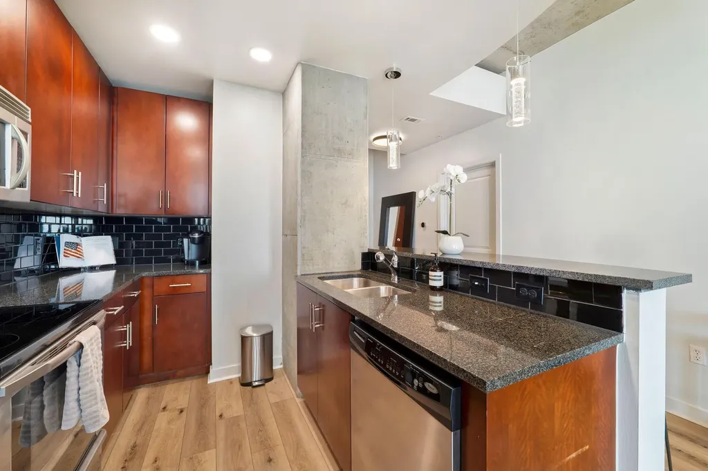 360 Nueces Street Austin TX 78701