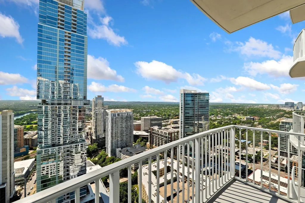 360 Nueces Street Austin TX 78701