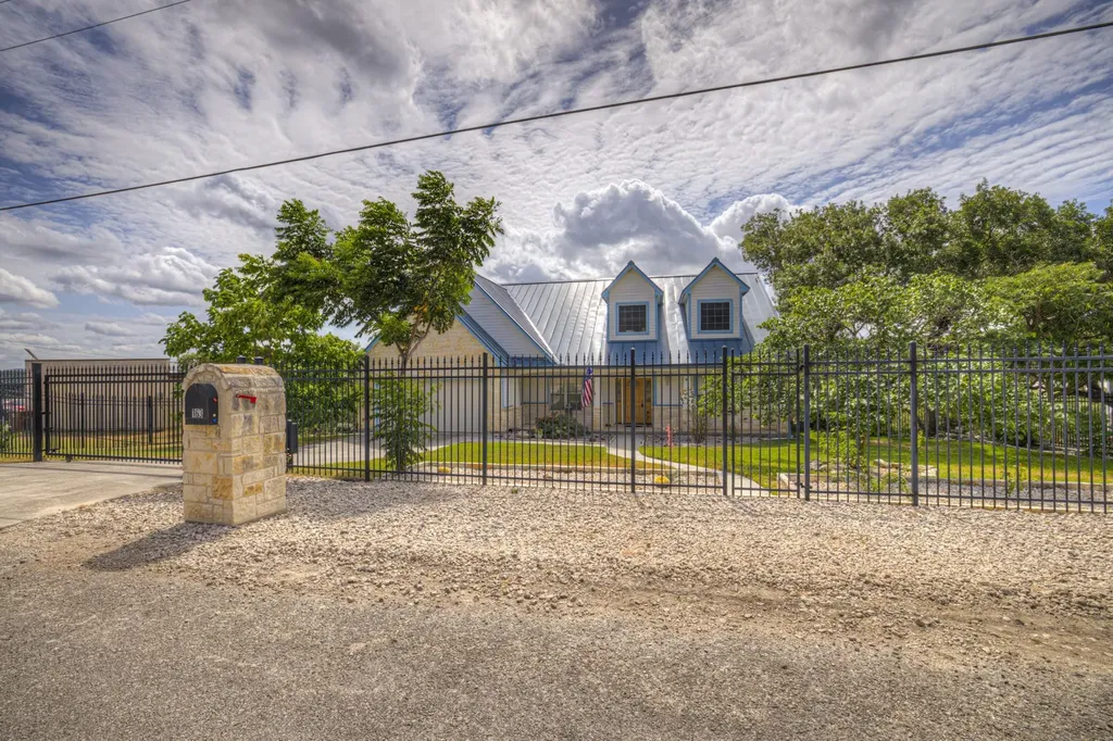 163 Riedel Lane Canyon Lake TX 78133