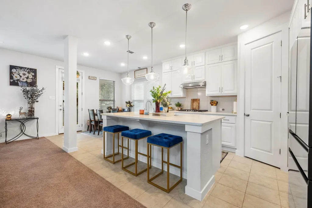128 Three Oaks Lane Georgetown TX 78628