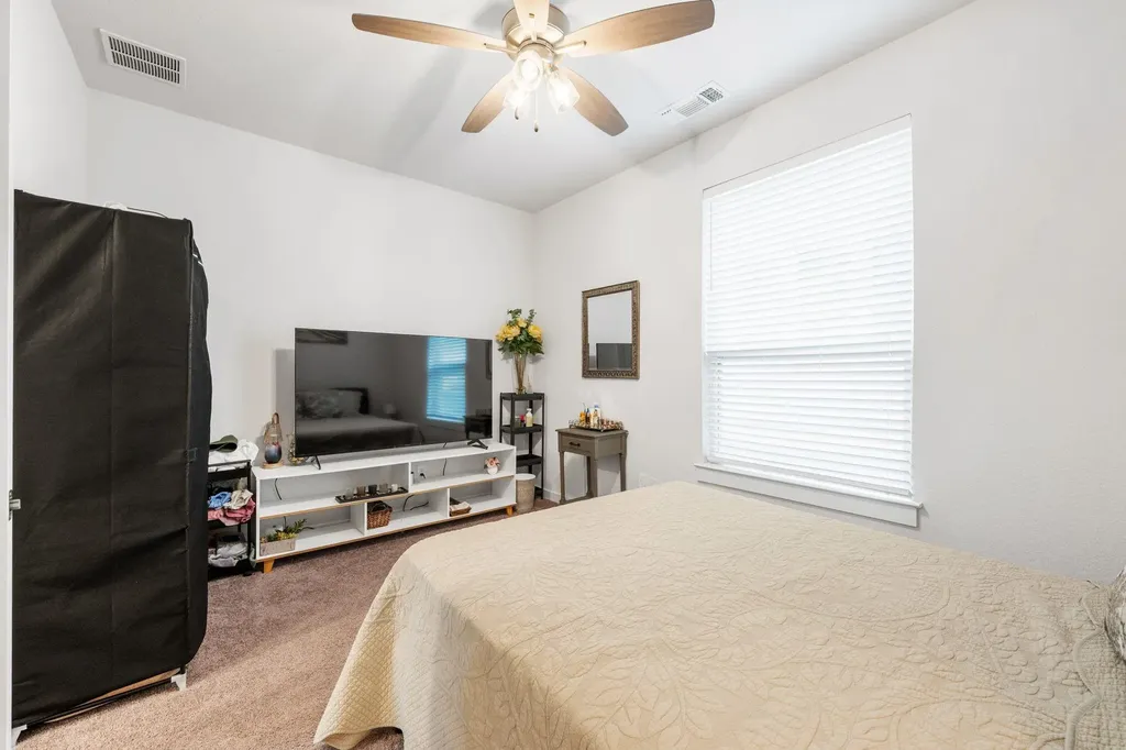 128 Three Oaks Lane Georgetown TX 78628