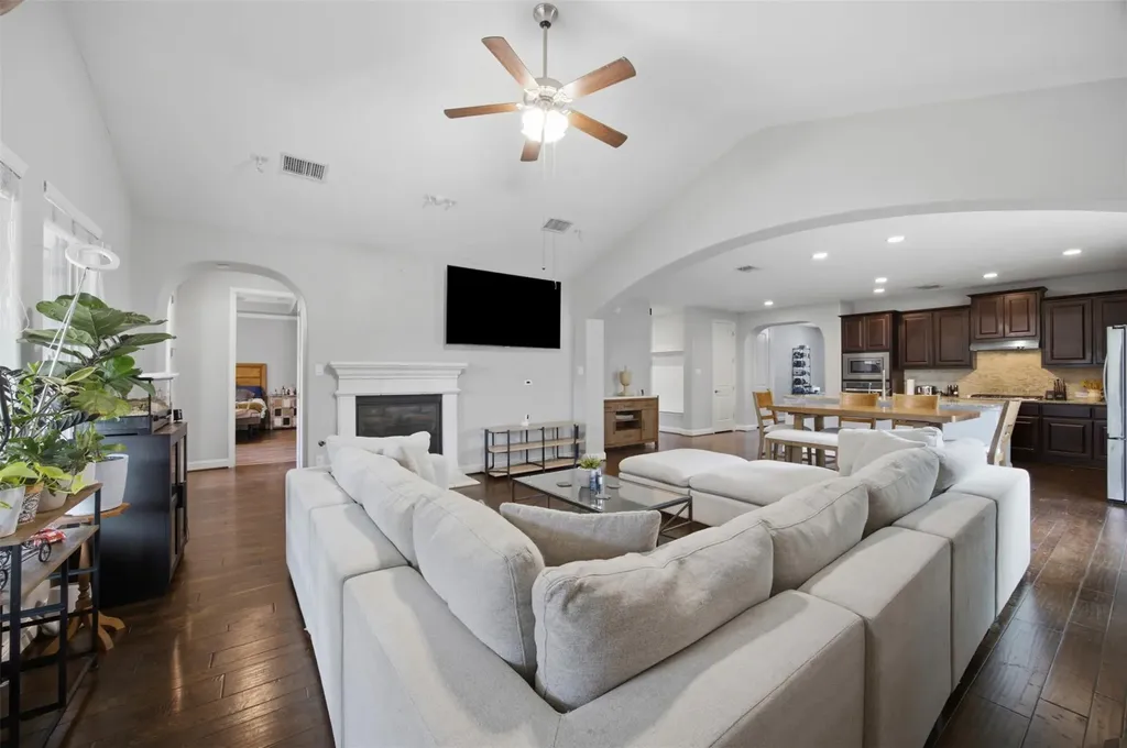 1016 Winding Way Drive Georgetown TX 78628