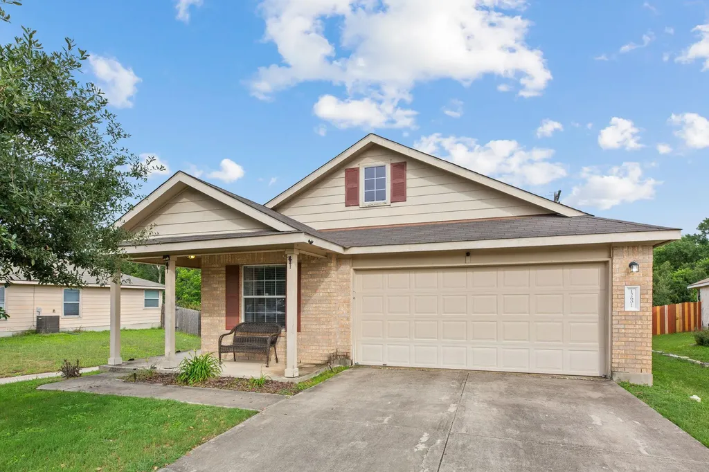 12601 Wayne Spur Lane Elgin TX 78621