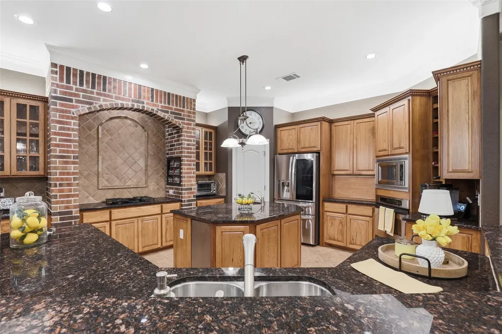 107 W Majestic Oak Lane Georgetown TX 78633