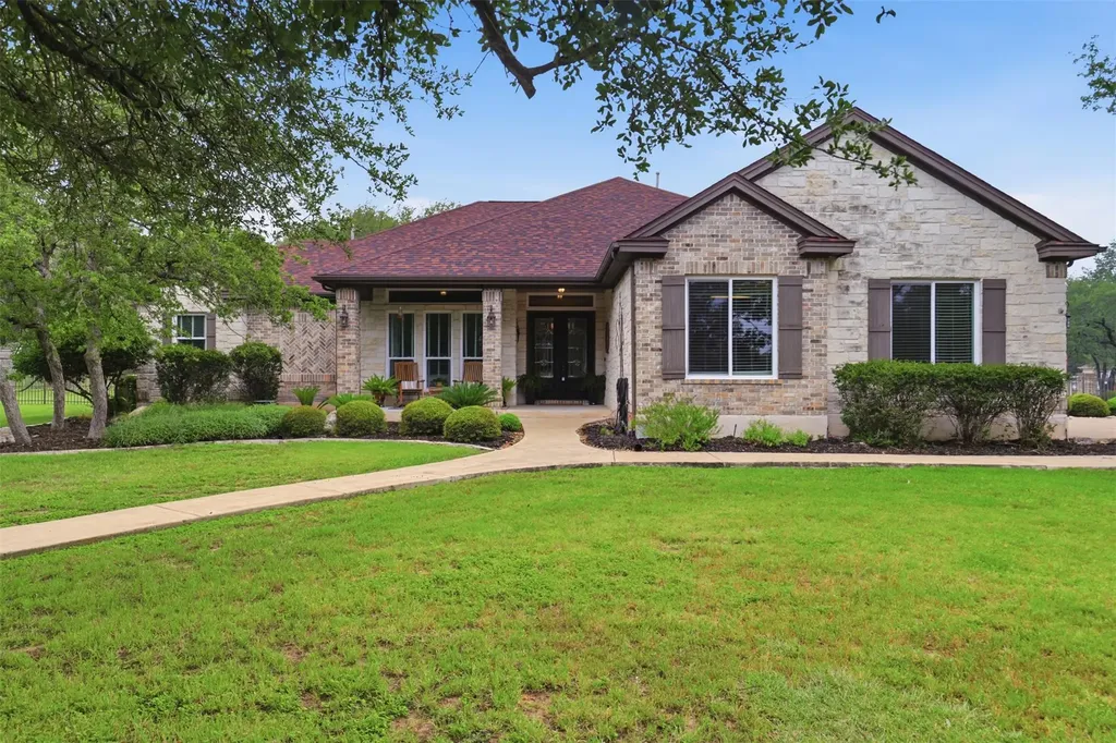 107 W Majestic Oak Lane Georgetown TX 78633