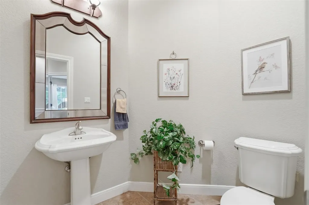107 W Majestic Oak Lane Georgetown TX 78633