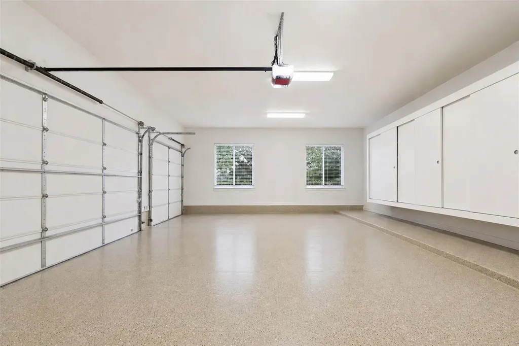 107 W Majestic Oak Lane Georgetown TX 78633