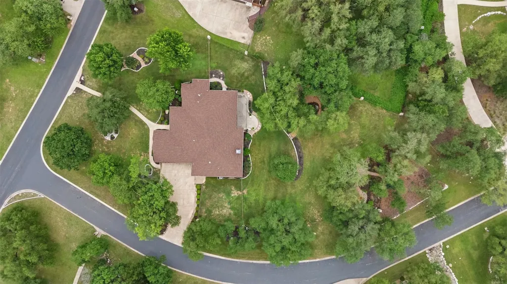 107 W Majestic Oak Lane Georgetown TX 78633