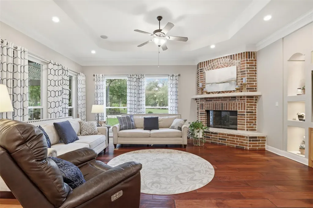 107 W Majestic Oak Lane Georgetown TX 78633